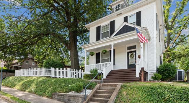 Photo of 321 Monroe St, St Charles, MO 63301