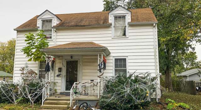 Photo of 404 E 4th North St, Mount Olive, IL 62069
