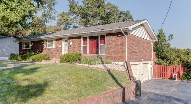 Photo of 100 Sandra Dr, Belleville, IL 62223