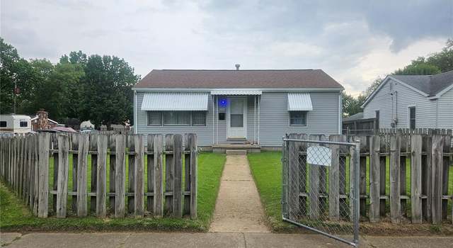 Photo of 525 S 7th St, Wood River, IL 62095