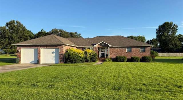 Photo of 727 Susan St, Dexter, MO 63841