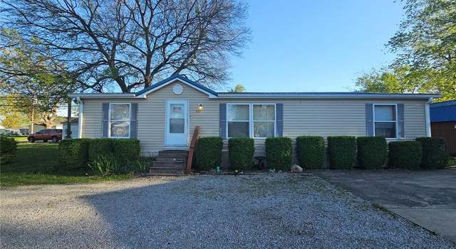 Photo of 202 Broadway, Willisville, IL 62997