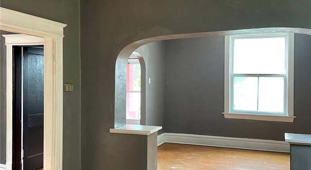 Photo of 3408 Marcus Ave, St Louis, MO 63115