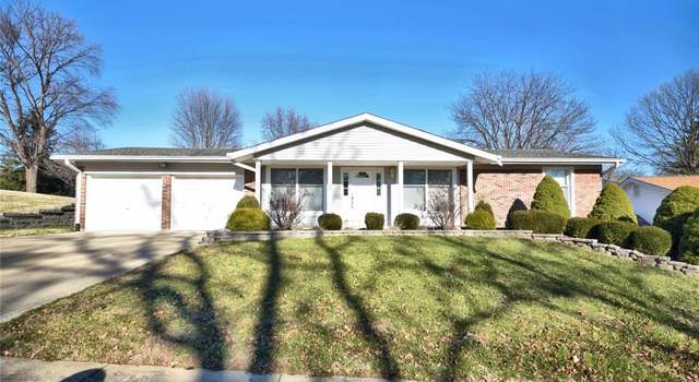 Photo of 3306 Lennox Dr, St Charles, MO 63301