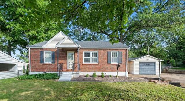 Photo of 7 Saint Martha Ct, Florissant, MO 63031