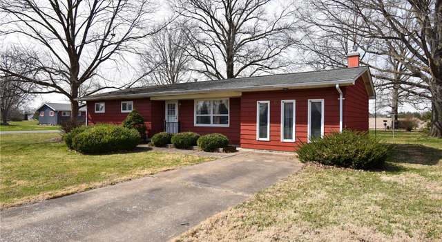 Photo of 425 Filmore St, Worden, IL 62097