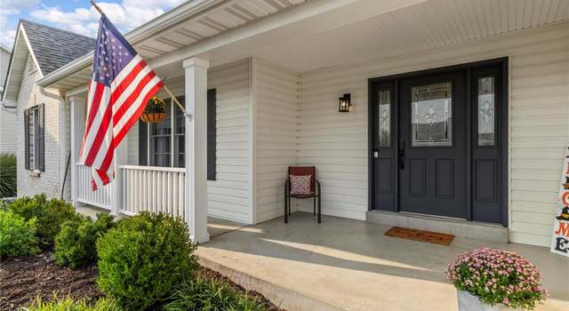 Photo of 9 Quaint Cottage Ct, O'fallon, MO 63368
