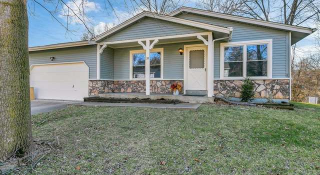 Photo of 33 Oak Forest Dr, St Peters, MO 63376