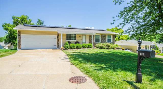 Photo of 1149 Saratoga Dr, St Charles, MO 63303