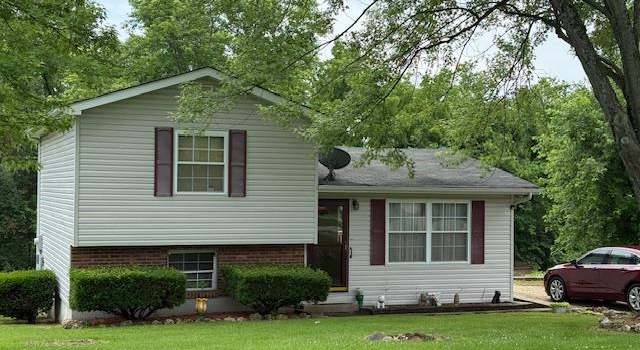 Photo of 338 Kronos Dr, De Soto, MO 63020
