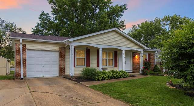 Photo of 944 Millwood Dr, St Peters, MO 63376