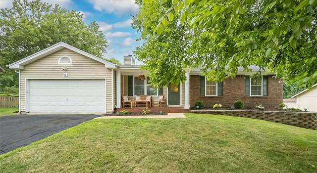 Photo of 5 Bee Ridge Ct, Saint Peters, MO 63376