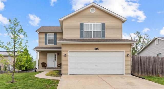 Photo of 55 Silver Spur Dr, Winfield, MO 63389