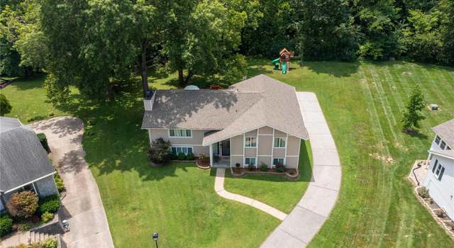Photo of 1125 Lyons Ct, Lake St Louis, MO 63367