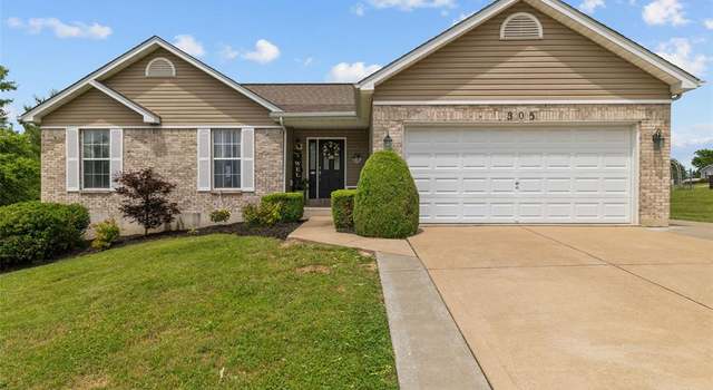 Photo of 305 Caroline Ct, Winfield, MO 63389