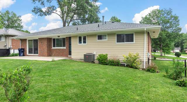 Photo of 8923 Fox Park Dr, Crestwood, MO 63126