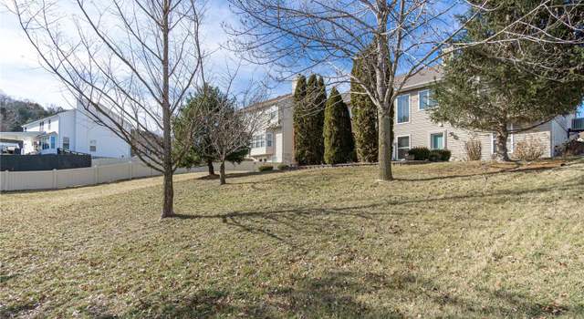 Photo of 2816 Kings Crossing Dr, Barnhart, MO 63012