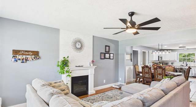 Photo of 6 Park Vw, Waynesville, MO 65583