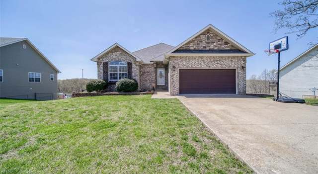 Photo of 118 Birchtree Cir, St Robert, MO 65584