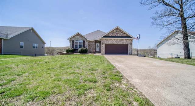 Photo of 118 Birchtree Cir, St Robert, MO 65584