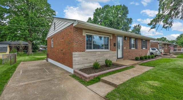 Photo of 216 Clearpoint Ln, St Louis, MO 63123