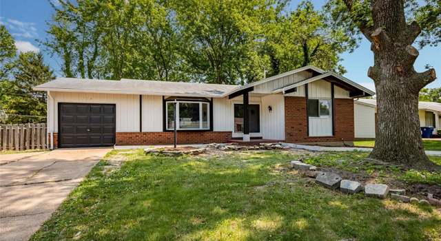 Photo of 3240 Brookshire Dr, Florissant, MO 63033