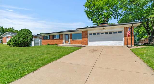 Photo of 575 Shirley Dr, Florissant, MO 63031
