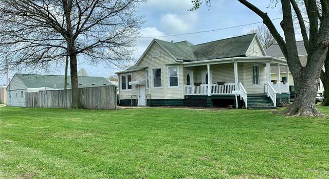Photo of 112 E 3rd St, O Fallon, IL 62269