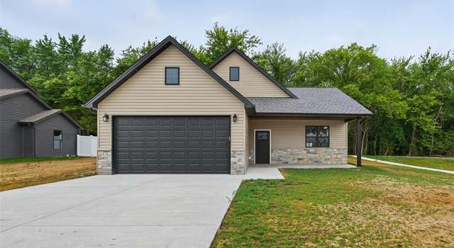 Photo of 201 Jimmy H Dr, Jonesburg, MO 63351