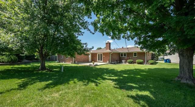 Photo of 30 Clark Ct, St Charles, MO 63301