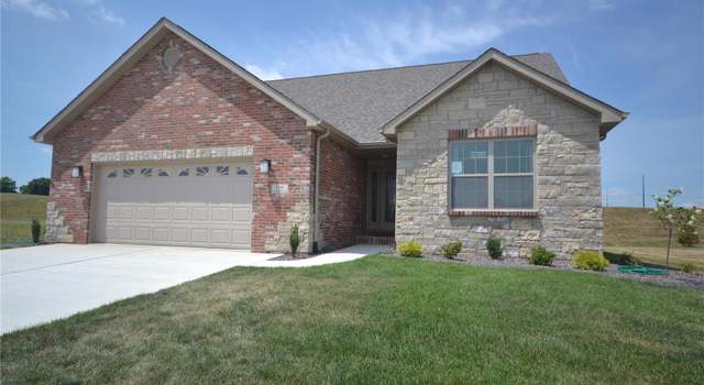 Photo of 4400 Tbb Devin Dr, Smithton, IL 62285