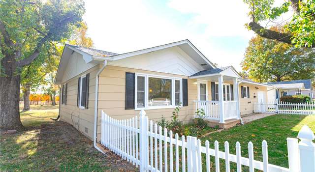 Photo of 802 W Washington St, St James, MO 65559