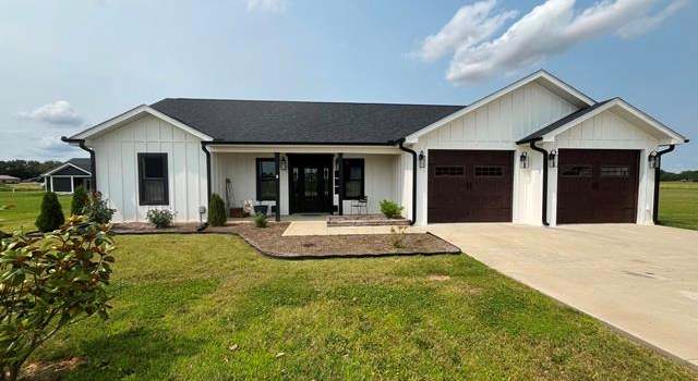 Photo of 403 Redbird Ln, Advance, MO 63730