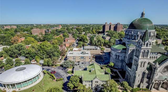 Photo of 4440 Lindell Blvd #303, St Louis, MO 63108
