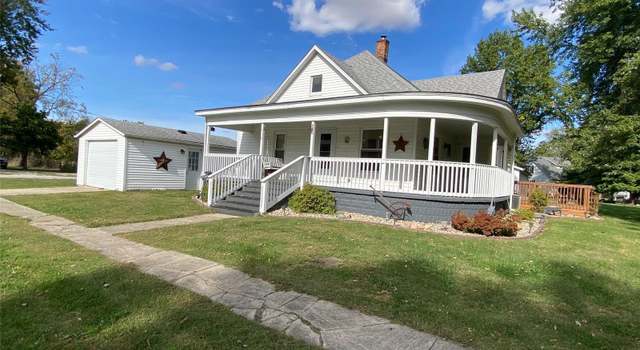 Photo of 318 N Maple St, Irving, IL 62051