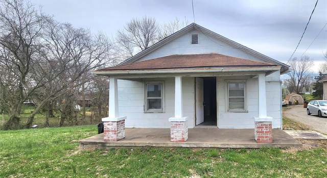 Photo of 2830 State St, Chester, IL 62233