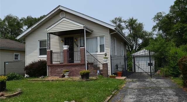 Photo of 3209 Louisiana Dr, East St Louis, IL 62205