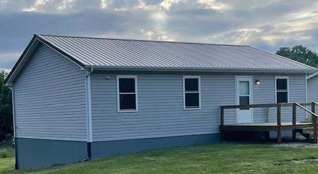 Photo of 647 Lori Ln, Ironton, MO 63650