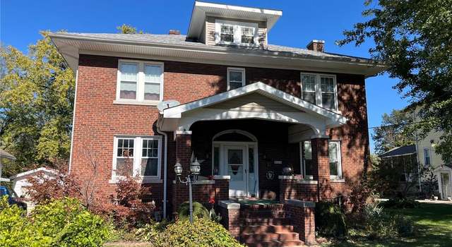 Photo of 611 W Main St, Staunton, IL 62088