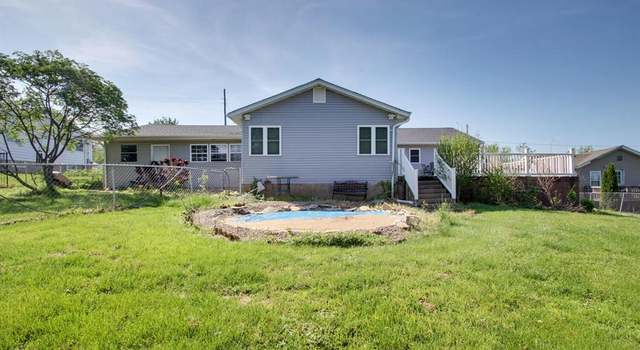 Photo of 2208 Pleasant St, Hannibal, MO 63401