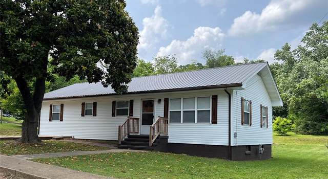 Photo of 403 E Summit St, Doniphan, MO 63935