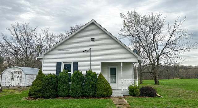 Photo of 126 Colvin Ave, Panama, IL 62077