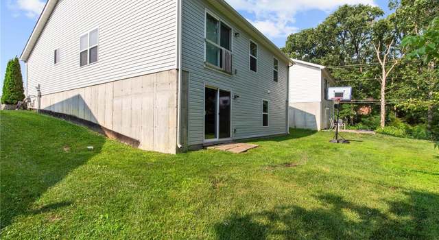 Photo of 130 Ivy Brook Dr, Wentzville, MO 63385