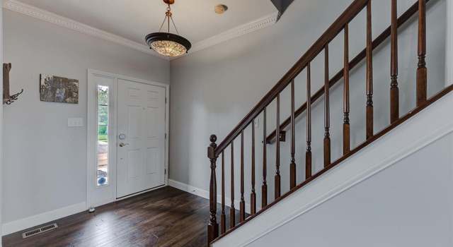 Photo of 719 Stonewood Bend Dr, Lake St Louis, MO 63367
