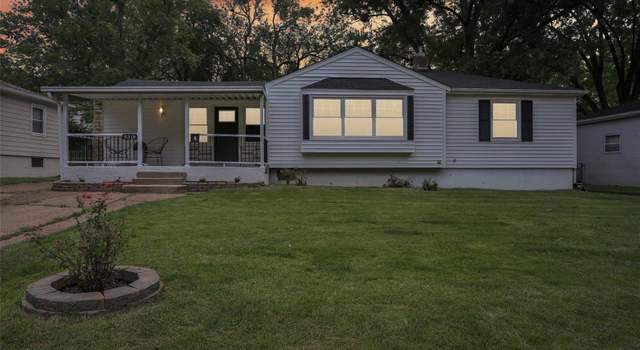 Photo of 9319 Evandale Dr, St Louis, MO 63123