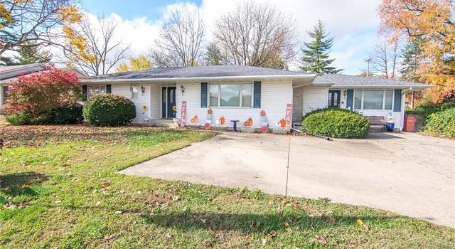 Photo of 811 N 8th St, Vandalia, IL 62471