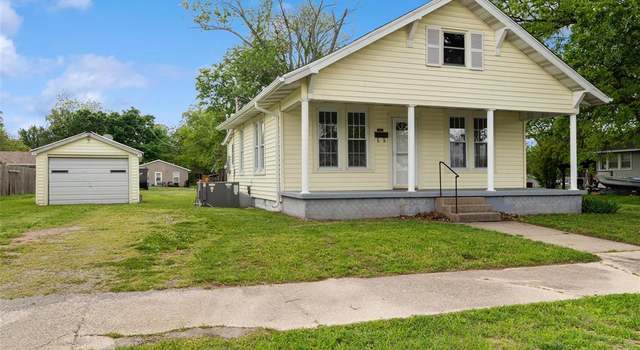 Photo of 422 W Yoakum Ave, Chaffee, MO 63740