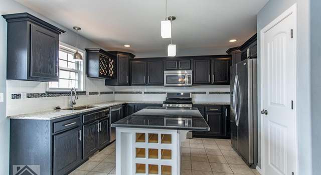 Photo of 116 Paradise St, Waynesville, MO 65583
