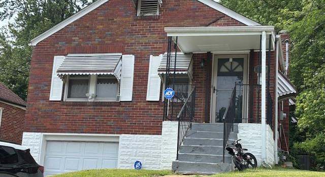 Photo of 8708 Kendale Dr, St Louis, MO 63121