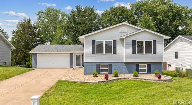 Photo of 968 Hunter Chaise Dr, Wentzville, MO 63385